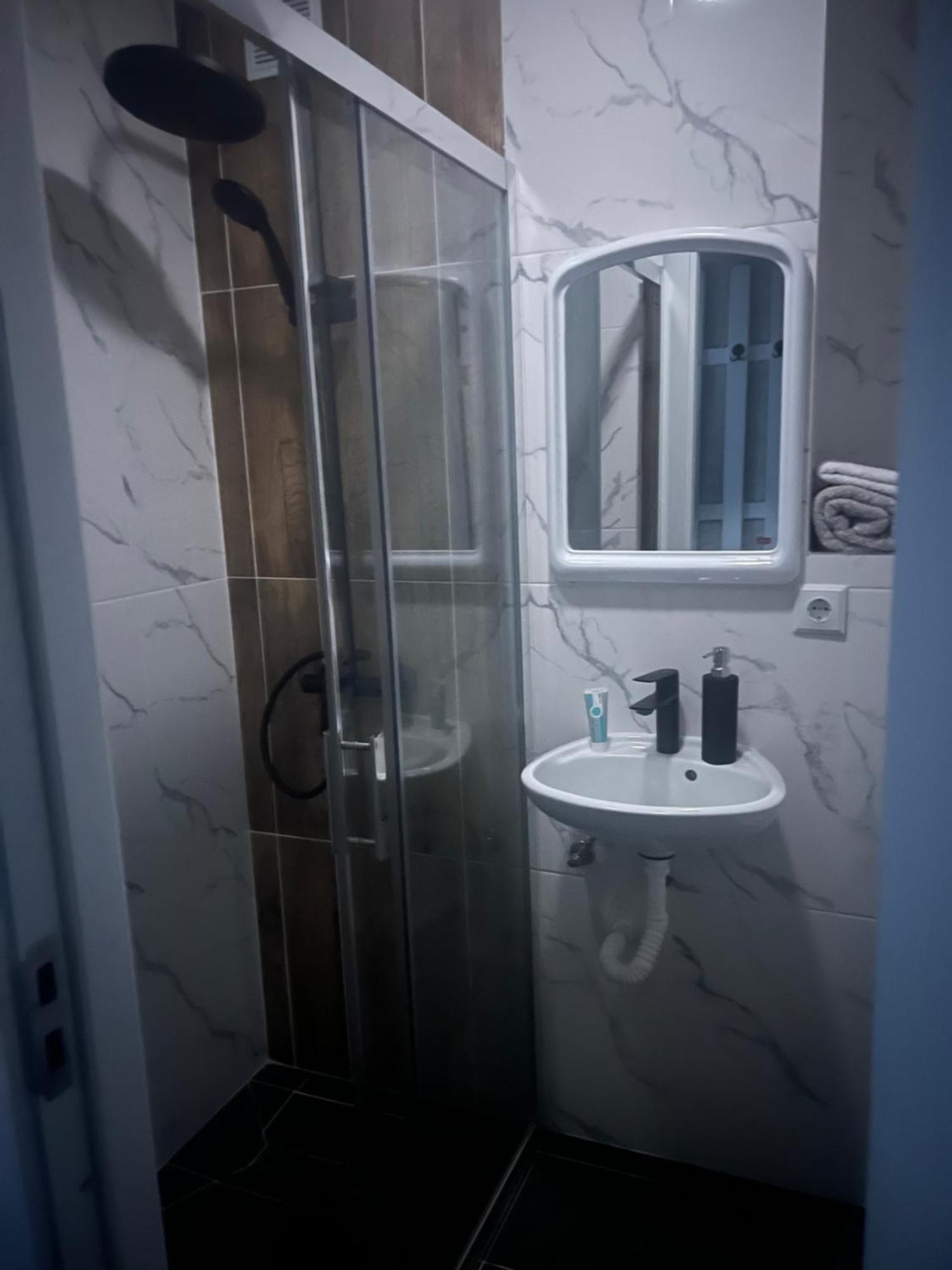 Apartament 2 Camere بايا ماري المظهر الخارجي الصورة